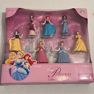 Disney Princess Collectible Figures Set of 7 Dolls Cake Toppers Disneyland